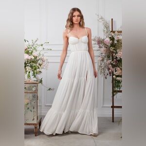 V. Chapman The Gwen Dress in White